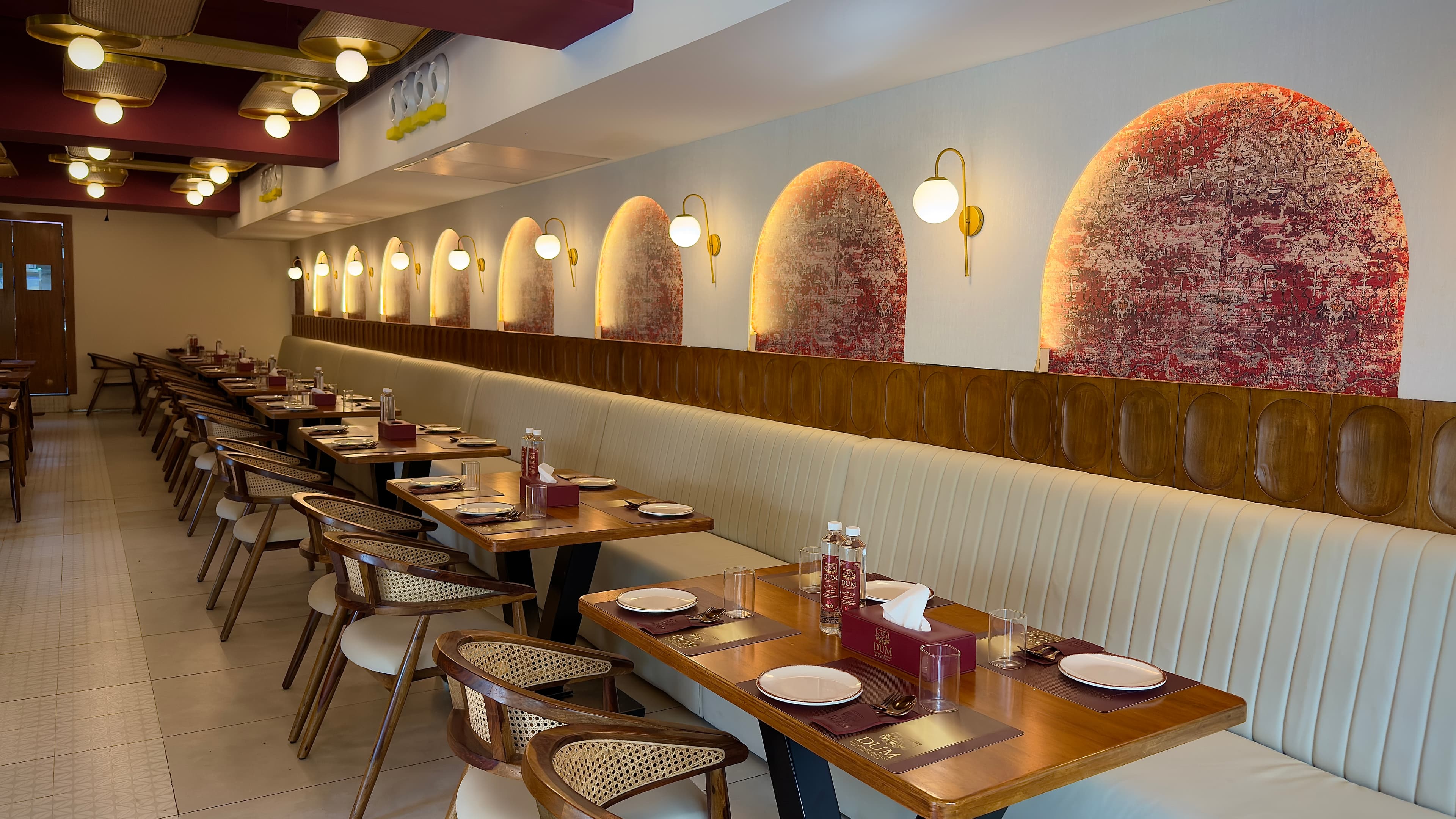 DUM Warm Restaurant Dining Atmosphere